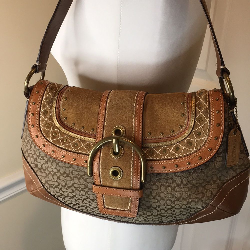 Vintage COACH Soho Flap Buckle Closure Hobo Bag Decorative Grommets Renaissance